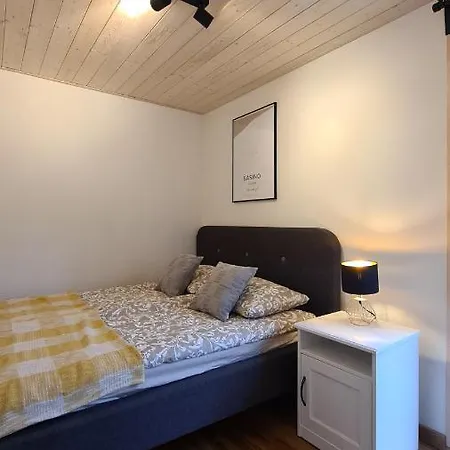 Sasinko Mini Semesterbostad Sasino